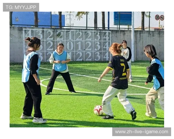 重庆足球队团队协作能力大幅提升荣登全国足球团队协作排名新高